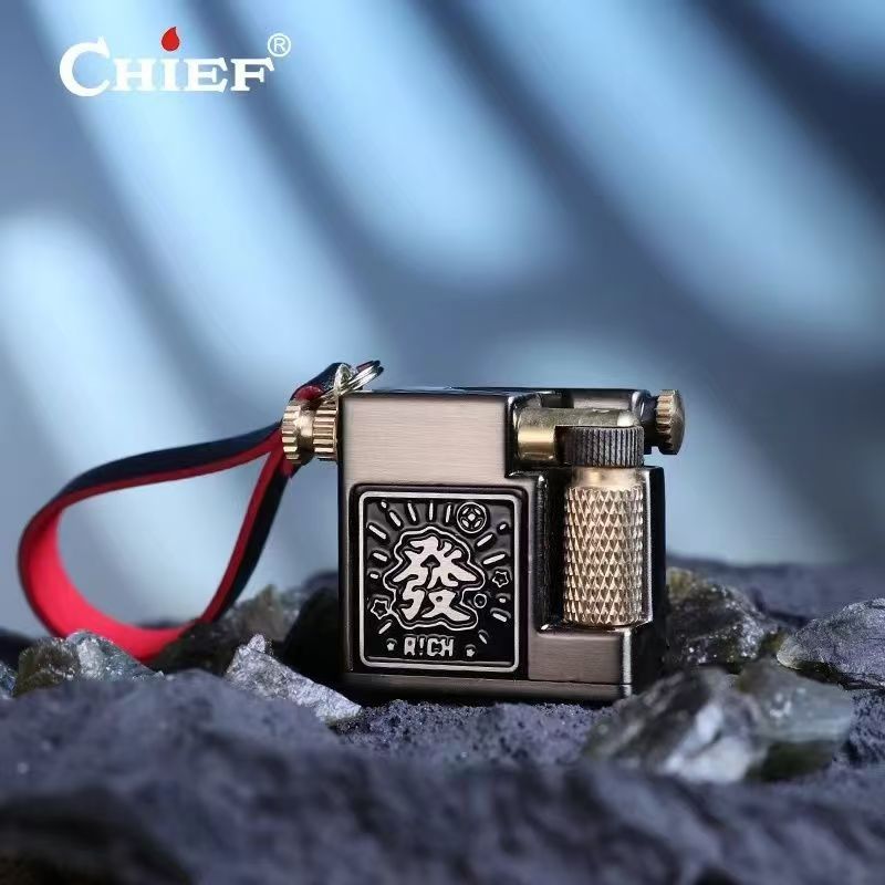 Зажигалка CHIEF 715 Mini Squar – обзор и цена Fire Starting Kit